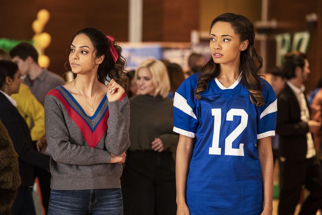 DC's Legends of Tomorrow : Photo Tala Ashe, Olivia Swann