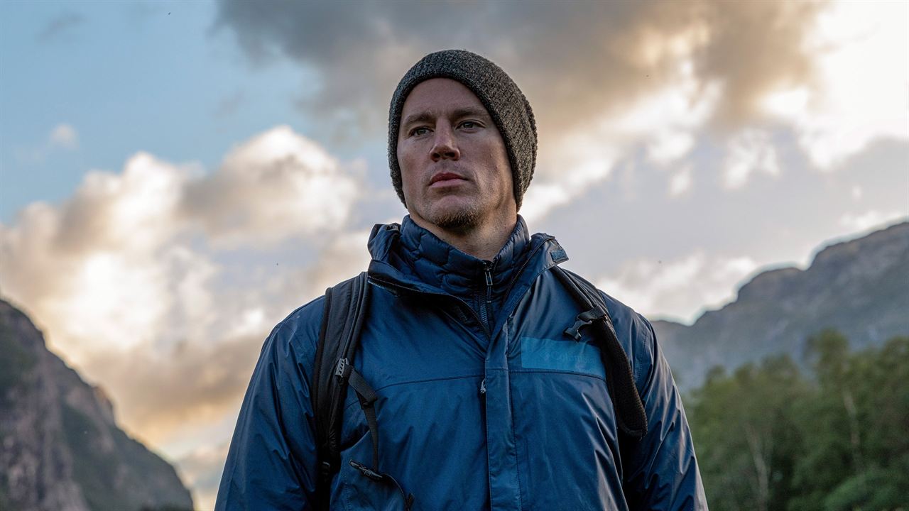 En pleine nature avec Bear Grylls : Photo Channing Tatum