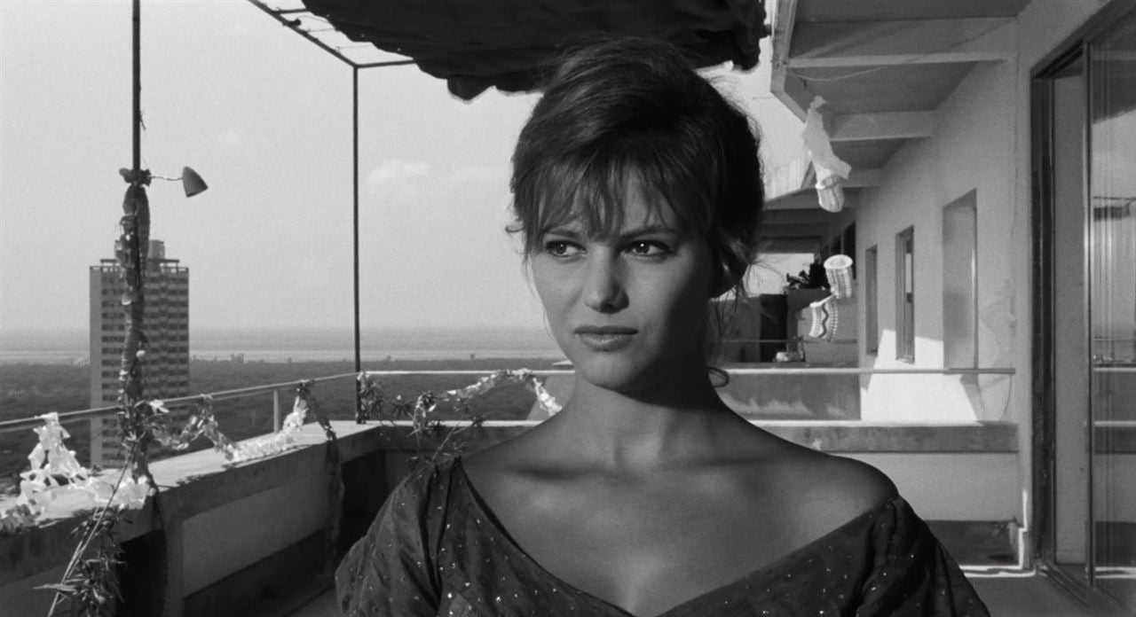 La Fille à la valise : Photo Claudia Cardinale