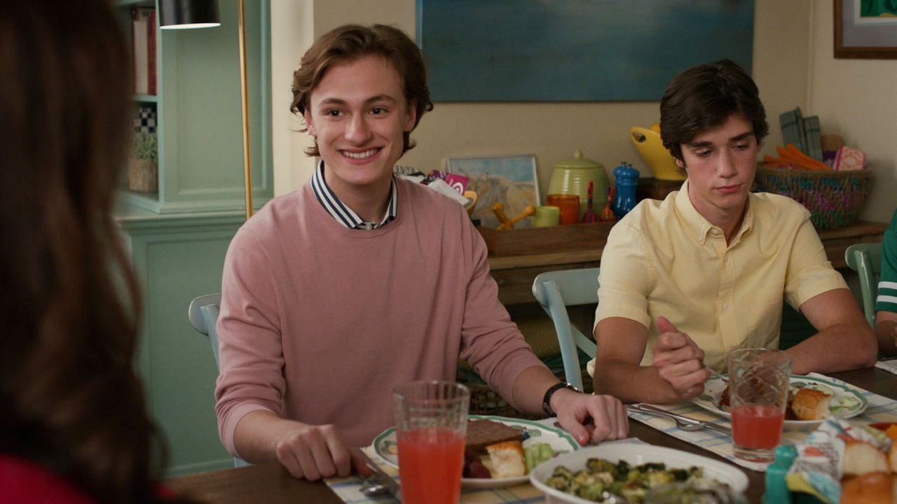 American Housewife (2016) : Photo Logan Pepper, Daniel DiMaggio