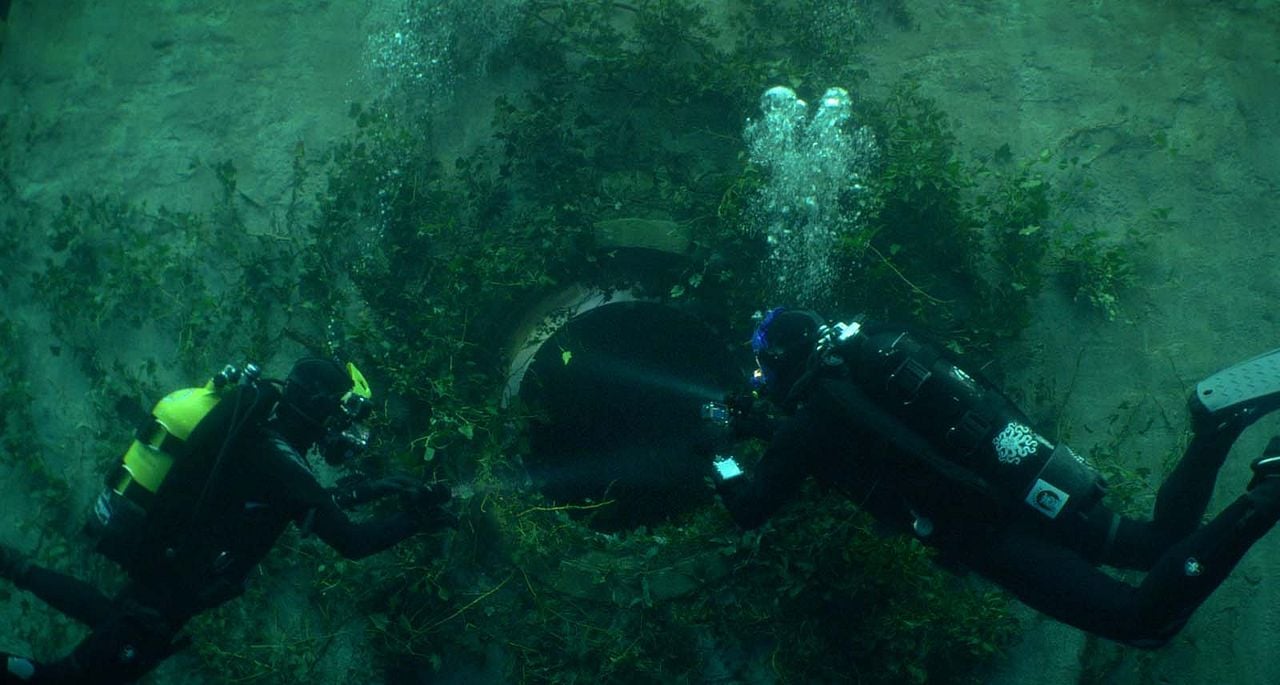 Photo du film The Deep House Photo 3 sur 24 AlloCiné