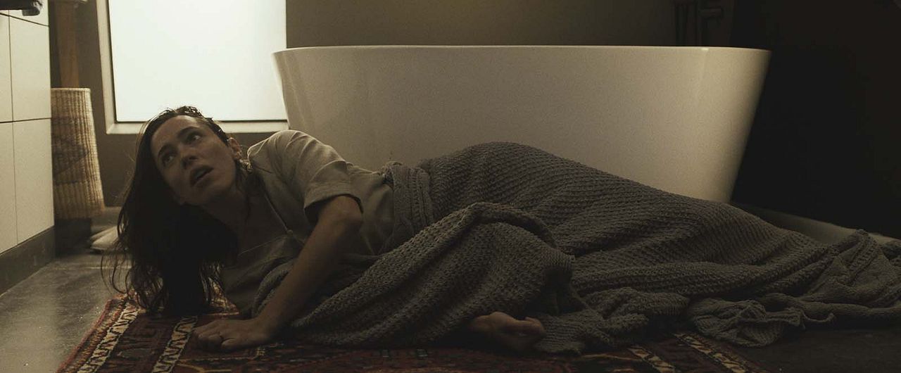 La Proie d'une ombre: Rebecca Hall