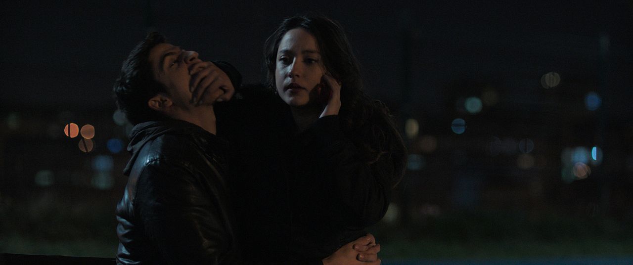 Les Criminels : Photo Deniz Altan, Lorin Merhart