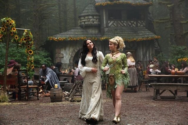 Once Upon a Time : Photo Lana Parrilla, Rose McIver