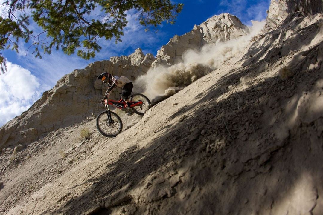 Downhill Extreme : Photo Tyler McCaul