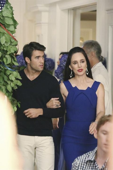 Revenge : Photo Madeleine Stowe, Joshua Bowman