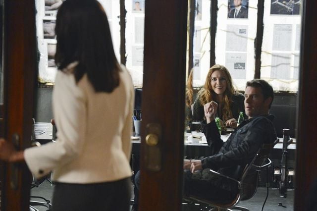 Scandal : Photo Darby Stanchfield, Scott Foley