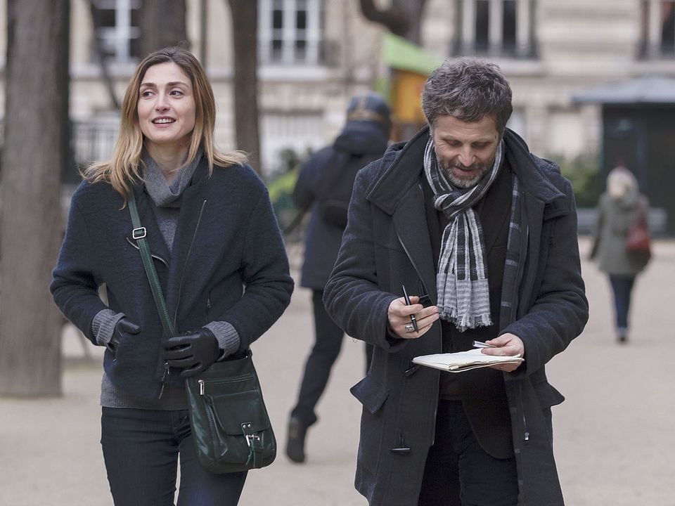 Les âmes de papier : Photo Julie Gayet, Stéphane Guillon