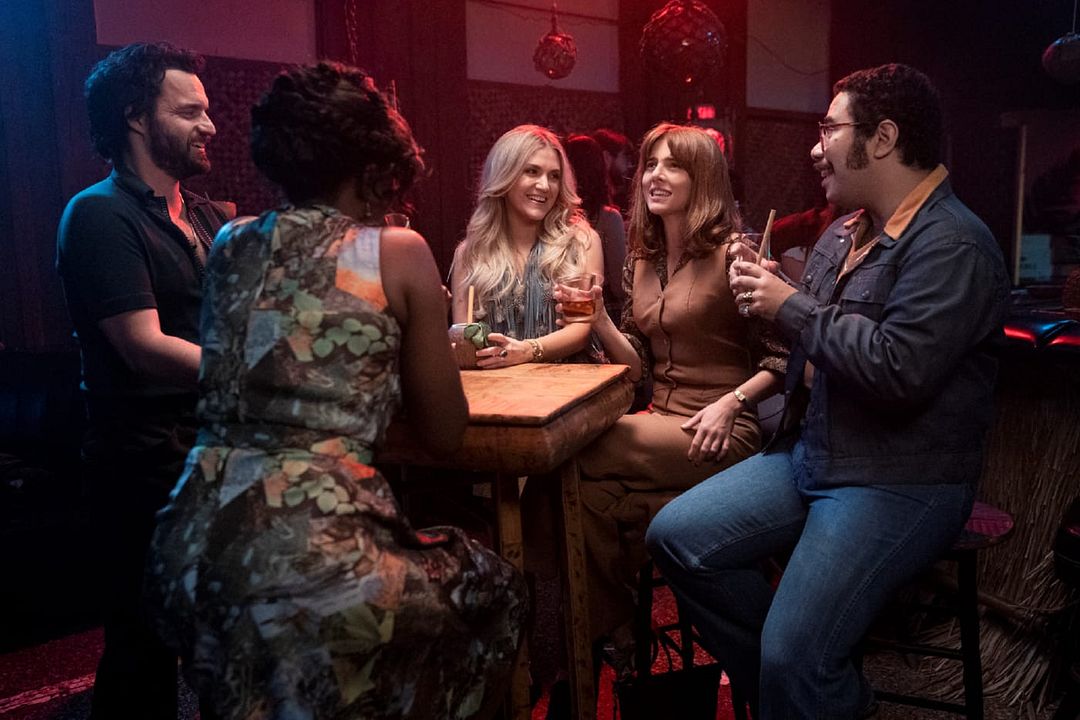 Photo Ophelia Lovibond, Jessica Lowe, Oscar Montoya, Idara Victor, Jake Johnson (II)