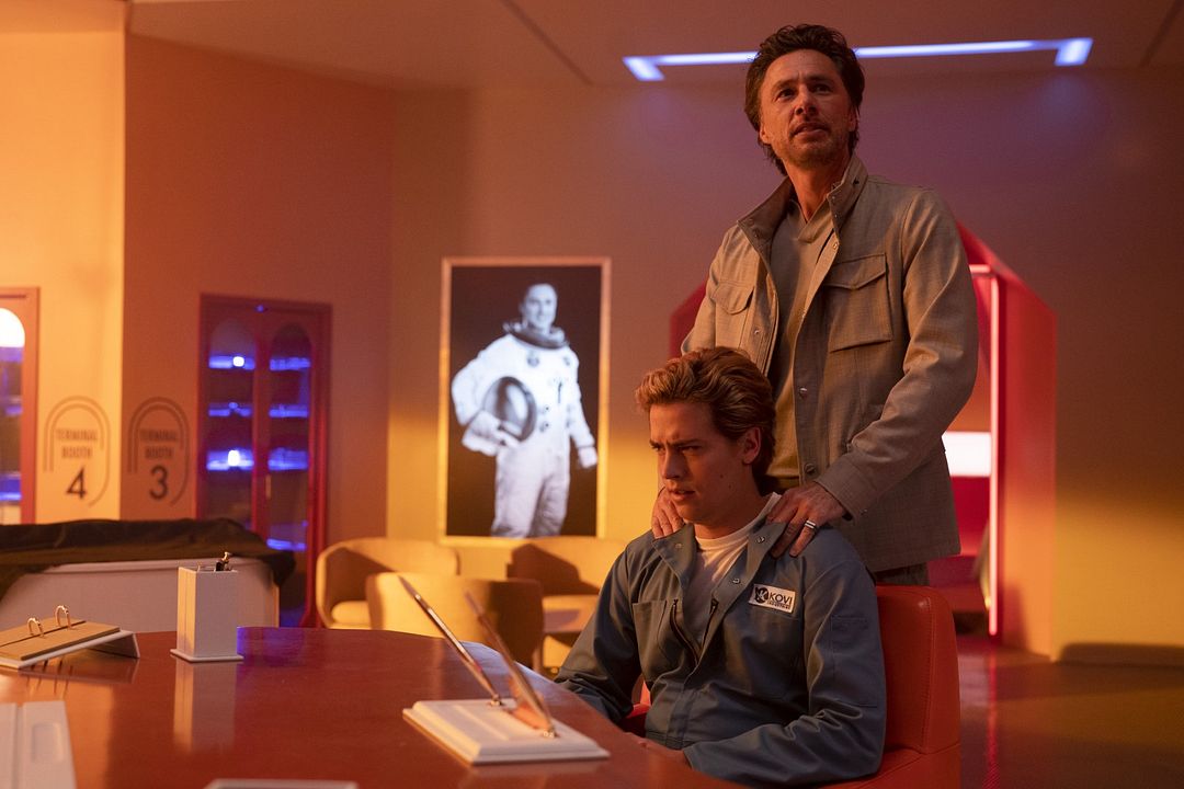 Moonshot : Photo Cole Sprouse, Zach Braff