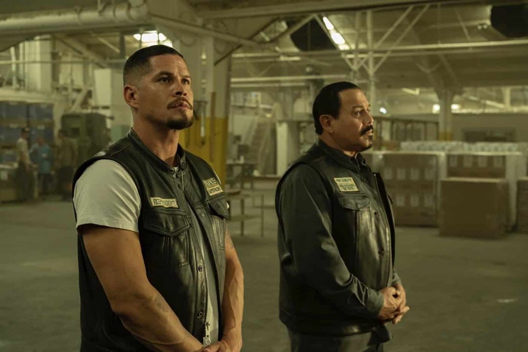 Mayans M.C. : Photo JD Pardo, Emilio Rivera