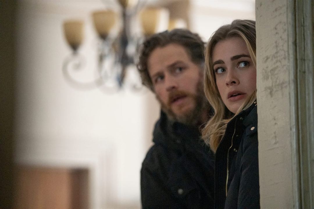 Manifest : Photo Josh Dallas, Melissa Roxburgh