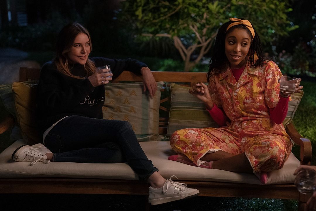 Photo Jessica Williams (II), Christa Miller-Lawrence