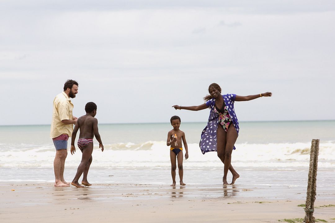 Un petit frère : Photo Milan Doucansi, Annabelle Lengronne, Thibaut Evrard, Sidy Fofana