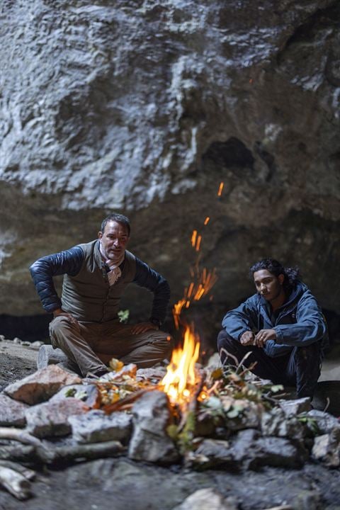 Sur les chemins noirs : Photo Dylan Robert, Jean Dujardin