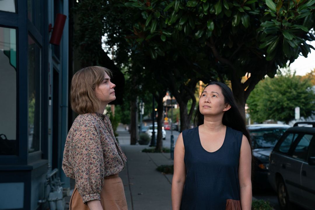 Showing Up : Photo Michelle Williams, Hong Chau