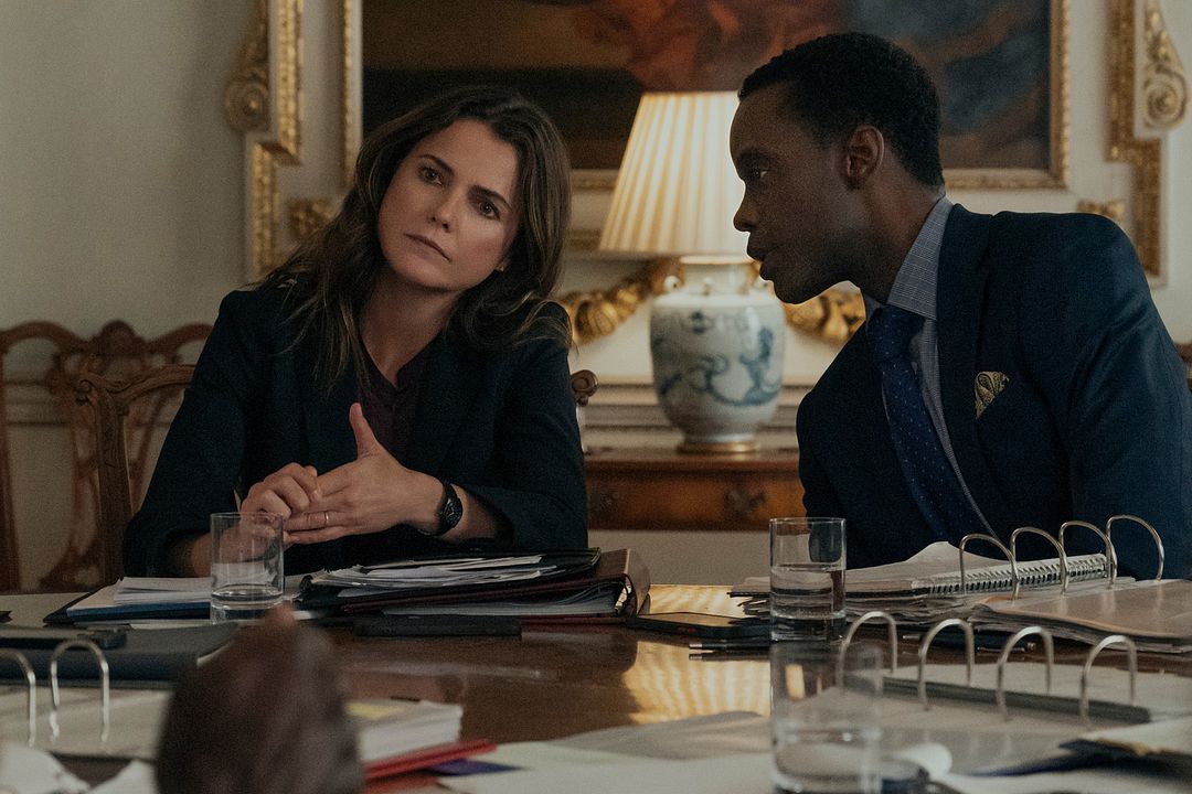 La Diplomate : Photo Keri Russell, Ato Essandoh