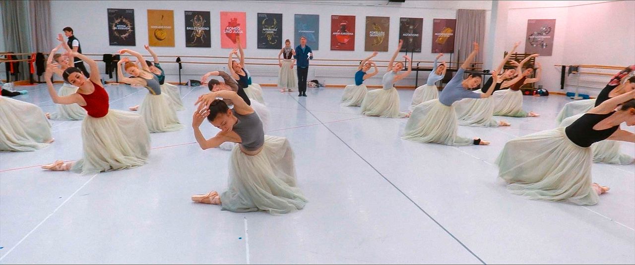 Becoming Giulia : Photo