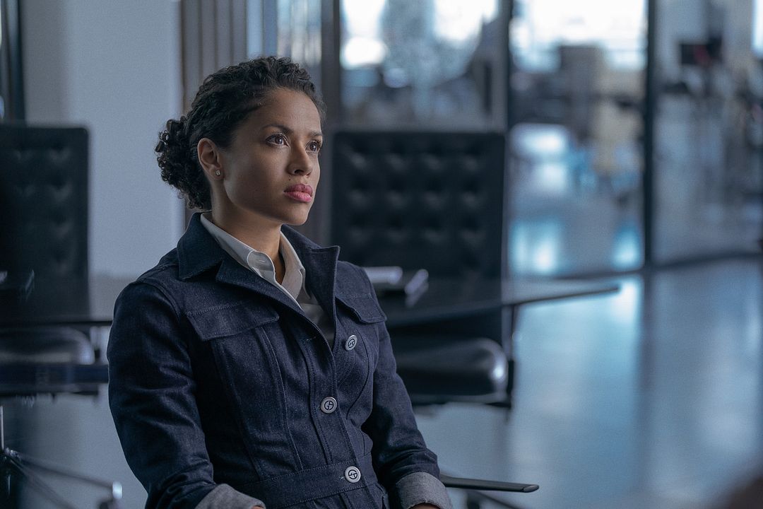 En plein vol : Photo Gugu Mbatha-Raw