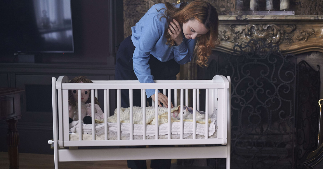 Photo du film The Stranger in Our Bed Photo 5