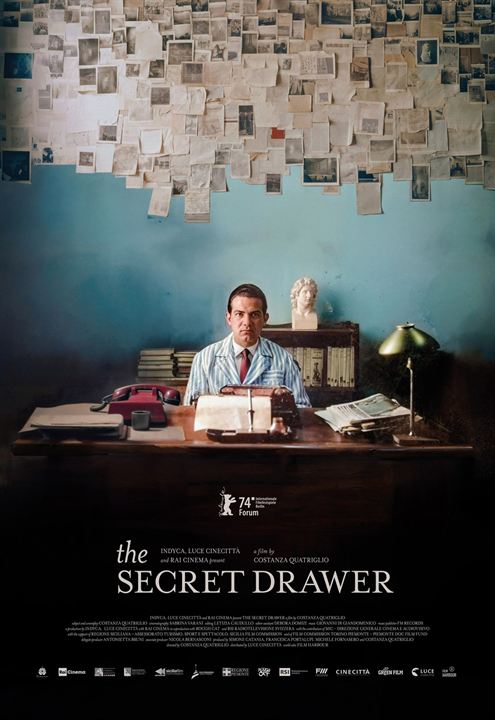 The Secret Drawer : Affiche