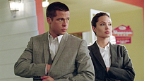 Mr. & Mrs. Smith : ces stars qui ont failli jouer les rôles de Brad Pitt et Angelina Jolie Mr. & Mrs. Smith : ces stars qui ont failli jouer les rôles de Brad Pitt et Angelina Jolie