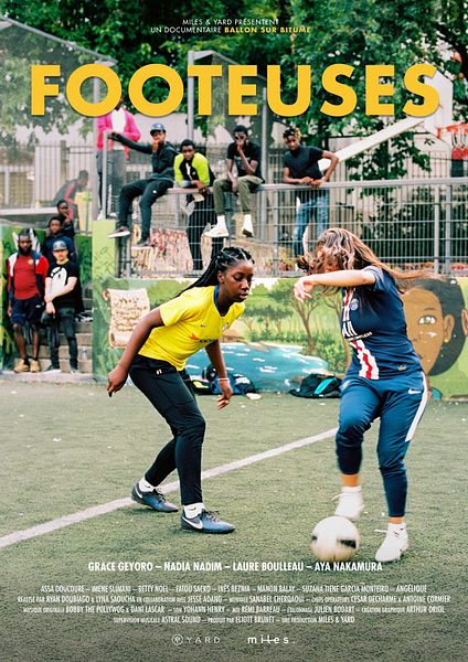 Affiche du film Footeuses