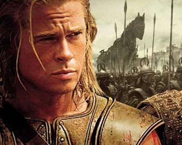 Une perche dans le plan, une erreur de montage, un technicien dans le champ : on vous dévoile les dessous des plus grands films. Aujourd'hui, pleins feux sur "Troie", le péplum VIP où les armures s'entrechoquent... et les gaffes s'accumulent !