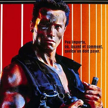 Une perche dans le plan, une erreur de montage, un technicien dans le champ : on vous dévoile les dessous des plus grands films. Aujourd'hui, pleins feux sur "Commando", série B où les cadavres s'accumulent... et les gaffes aussi !