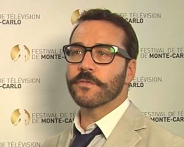 A l'occasion du Festival de Monte-Carlo 2013, Jeremy Piven évoque "Entourage, le film" et Grégory Fitoussi revient sur le personnage de Ari Gold.