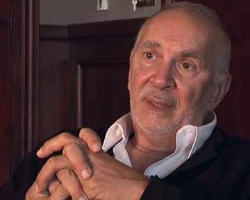 De "Robot and Frank" à "Dracula", en passant par "Frost/Nixon", "Superman Returns", "Good Night, and Good Luck.", "L'Île aux pirates" ou "Les Maîtres de l'univers", Frank Langella revient sur quelques films marquants de sa carrière...