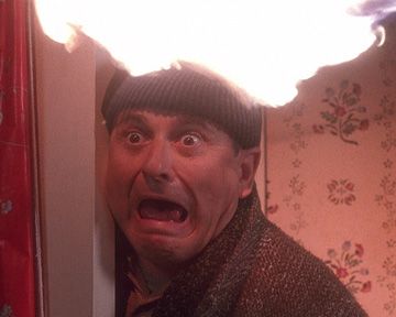 C'est à moi que tu parles ? Oui tonton ! Top 5 des gangsters dans des films familiaux.