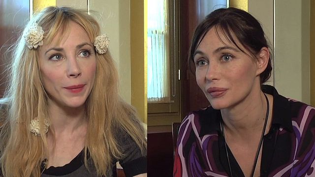 Julie Depardieu et Emmanuelle Béart racontent ce qui les a séduit dans l'univers foisonnant et passionnant de Katherine Pancol auquel elles ont goûté pour Les Yeux Jaunes des crocodiles, réalisé par Cécile Telerman.