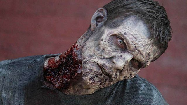 Cette semaine dans Tueurs en Séries: George Clooney s’incruste à "Downton Abbey", "House of Cards" de retour pour une saison 3 et les "Workingirls" de Canal+ derrière les barreaux pour les fêtes...