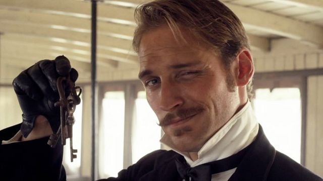 Films Et Séries Tv Avec François-david Cardonnel Templeton - Série TV 2015 - AlloCiné