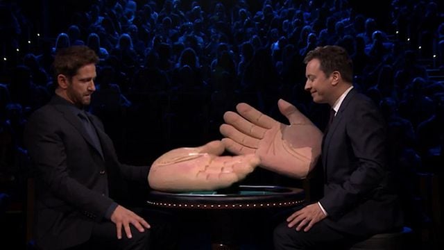 Invité chez Jimmy Fallon pour parler de son dernier film "La Chute de Londres", Gerard Butler a accepté une petite partie de Slapjack, le jeu de cartes où le perdant prend une gifle.
