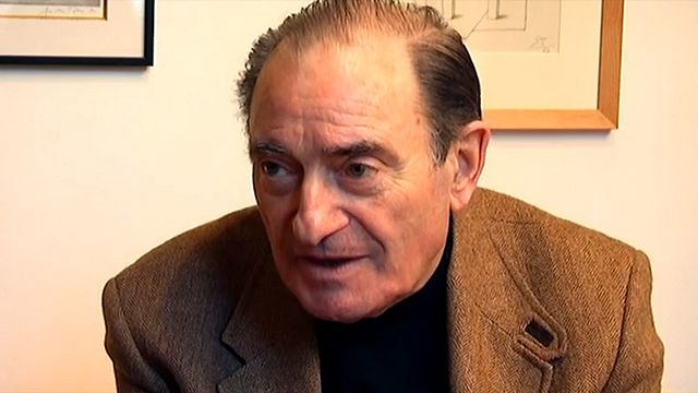 Aux dialogues, Pierre Etaix préfère un langage visuel et proprement cinématographique.