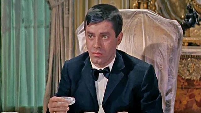 Cendrillon aux grands pieds Bande-annonce