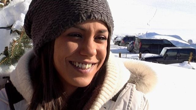 Alice Belaidi, vue dans Les Kaira et Radiostars, et bientôt à l'affiche de Fonzy et Homosapiennes, se prête au questionnaire "Portrait d'une jeune actrice" concocté par AlloCiné...