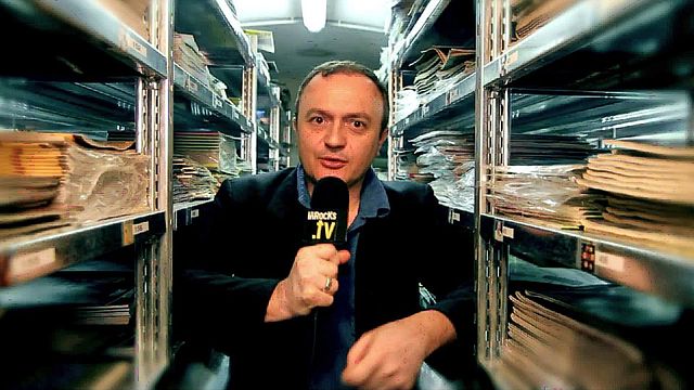 Avec "La Vie d'Adèle", triple Palme d'Or du Festival de Cannes 2013, Abtelatif Kechiche semble parvenir à capture l'amour pour la première fois. Voici le décryptage de cette romance entre deux femmes.