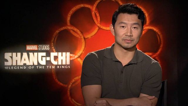 Simu Liu, Awkwafina et le réalisateur Destin Daniel Cretton nous présentent "Shang-Chi et la Légende des Dix Anneaux", nouveau film Marvel qui met en scène un héros méconnu du grand public et expert en arts martiaux.