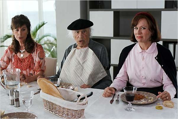 Photo de Claire Nadeau dans le film Enfin veuve : Photo 17 sur 19 ...
