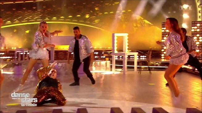 Jean-Marc Généreux et Katrina Patchett évitent l'accident de peu dans Danse  avec les stars ! - TV ACTU by AlloCiné