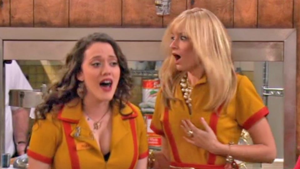 2 Broke Girls Saison 1 Extrait De L Episode 5 Panique Au Cafe Video 2 Broke Girls Allocine