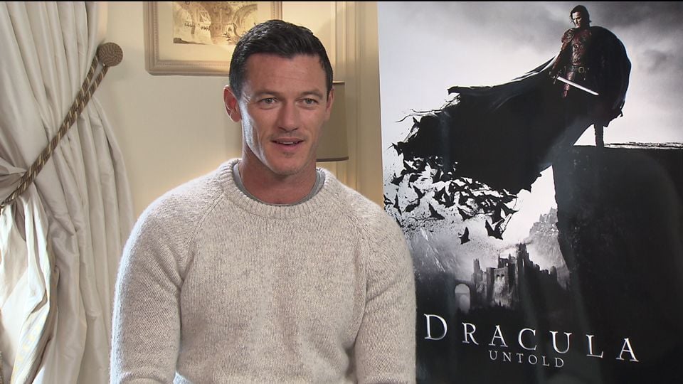 Films Et Séries Tv Avec Luke Evans Interview Luke Evans : Transformé en Dracula pour sauver les siens