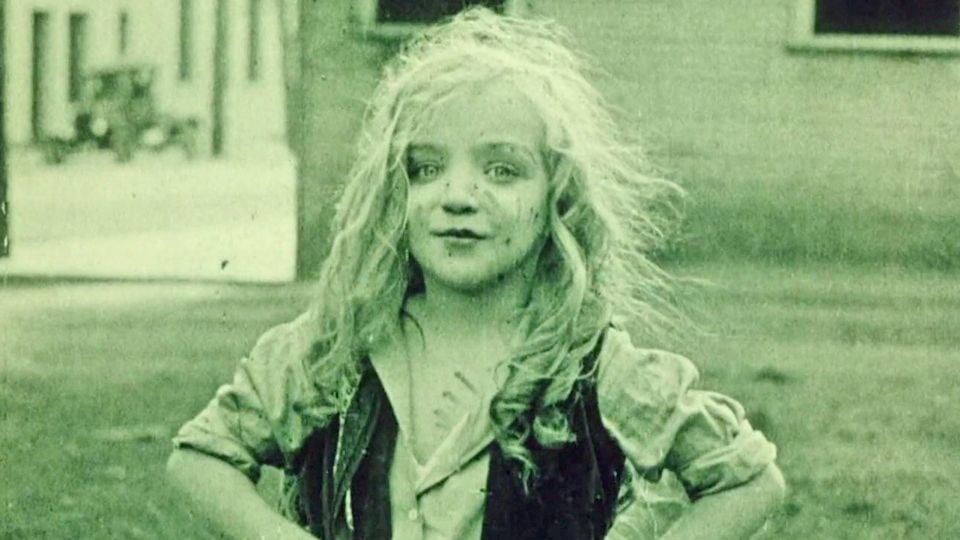 Alice Ou Les Désirs Streaming Vf Trailer du film Alice Comedies - Alice Comedies Bande-annonce VF - AlloCiné