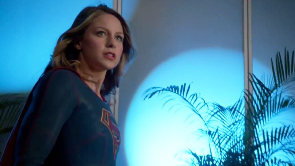 Supergirl - saison 2 SPOT TV VO "Fight" - Teaser Supergirl S02 - AlloCiné