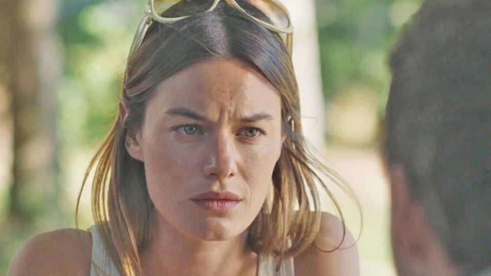 The Deep House Bande Annonce Vf Trailer du film The Deep House - The Deep House Bande-annonce VF - AlloCiné